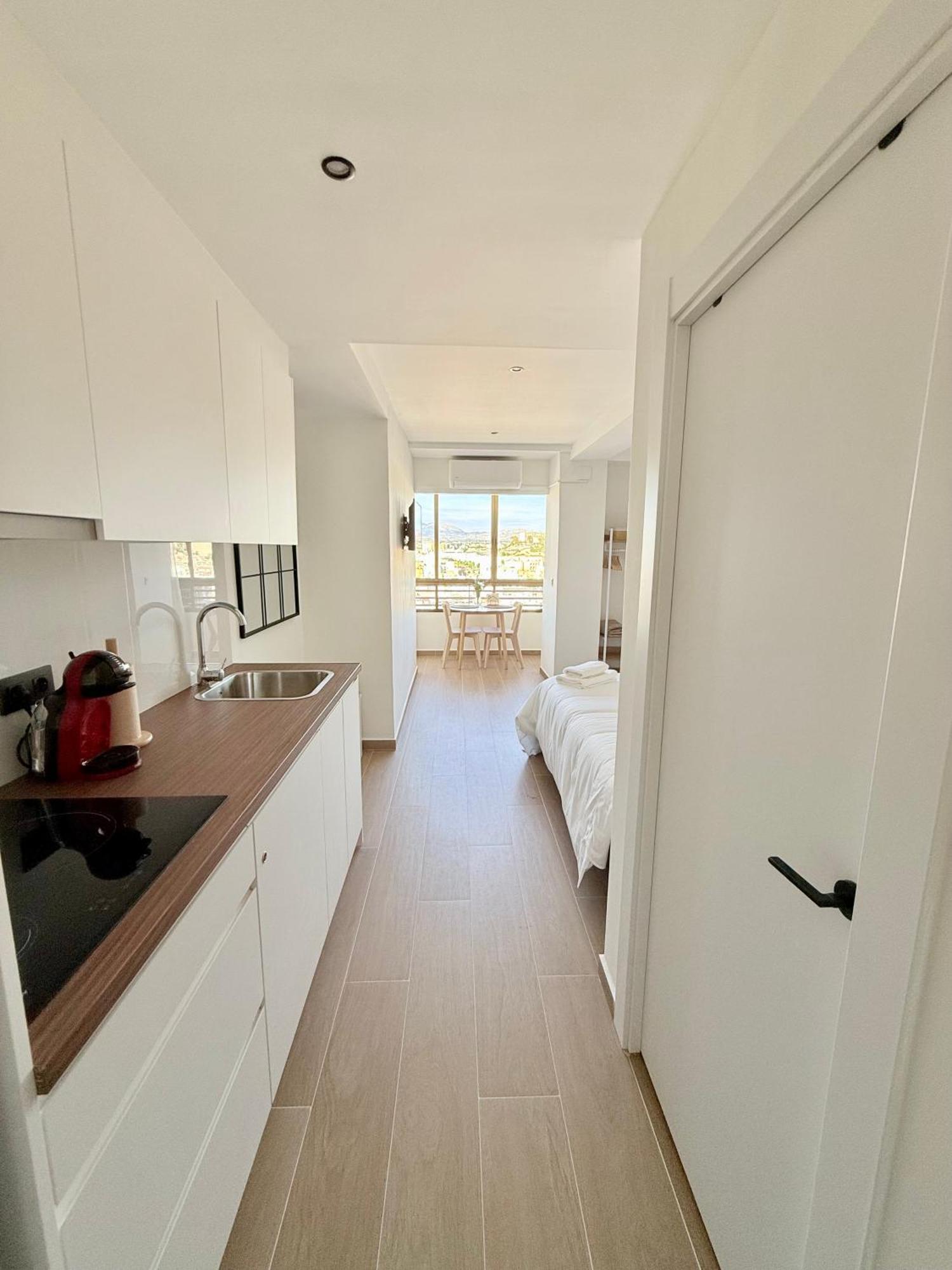 Apartament 18th Floor Center Riscal